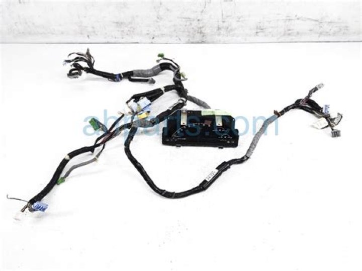 Is Lethal Company Coming to Xbox & PlayStation? Is Lethal Company On PS4? - SarkariResult