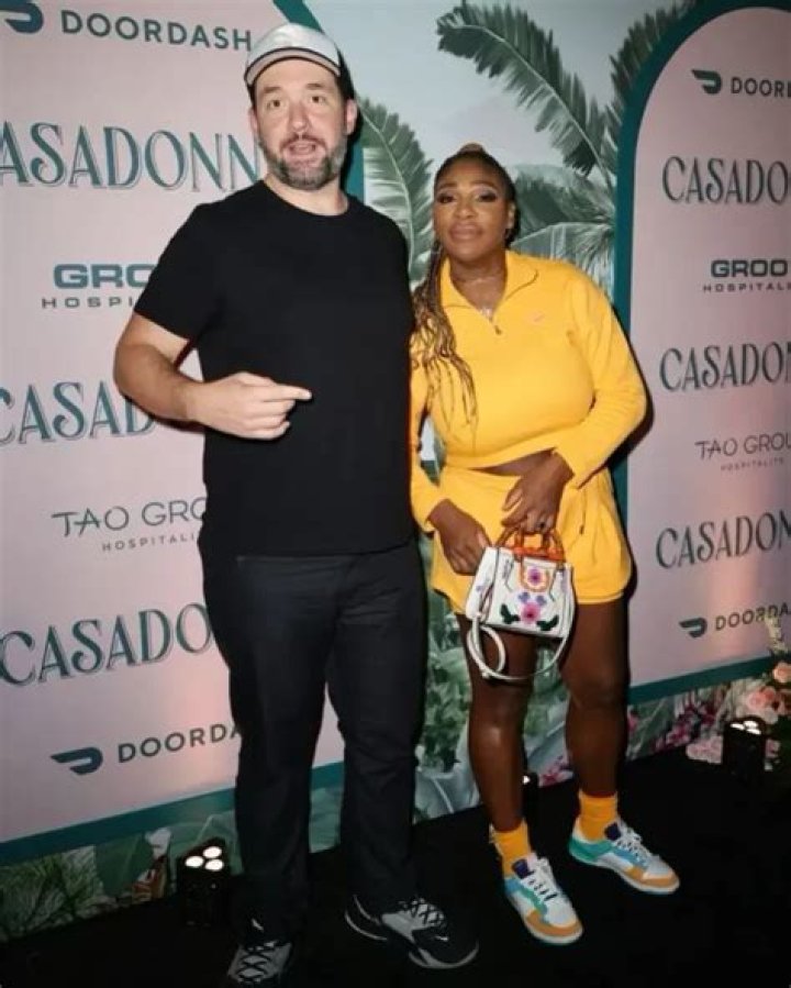 Alexis Ohanian Height, Weight, Body Measurements, Shoe Size