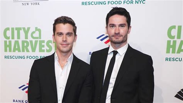 Antoni Porowski and Fiance Kevin Harrington Split After 4 Years Hollywood Life |