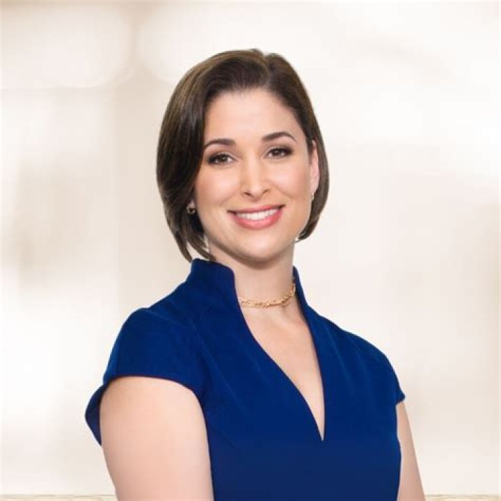 Arantxa Loizaga Husband And Wiki: 10 Facts On Telemundo Presenter