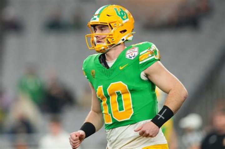 Bo Nix Oregon: Age, Stats, And Impact On The Ducks