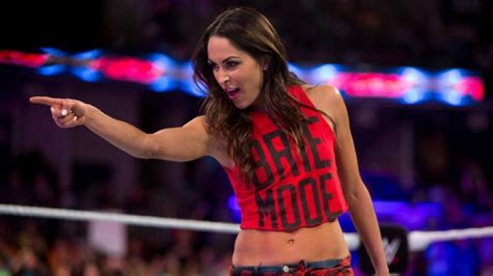 Brie Bella Height, Weight, Measurements, Bra Size, Shoe Size