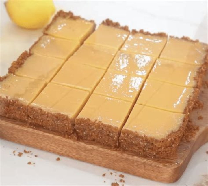 Creamy Lemon Bars Recipe - Celebrating Sweets