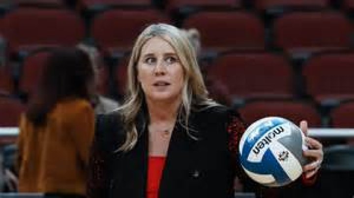 Dani Busboom Kelly Salary: Learn Everything On Volleyball Coach
