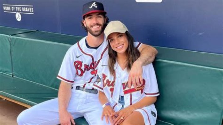 The Latest On Dansby Swanson And His Adorable Kid