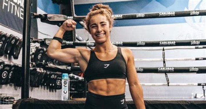 Demi Bagby: Rise To Fame As A Fitness Icon