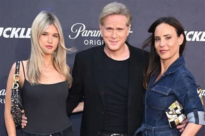 Unveiling Cary Elwes' Family: Exploring The Question Of Children