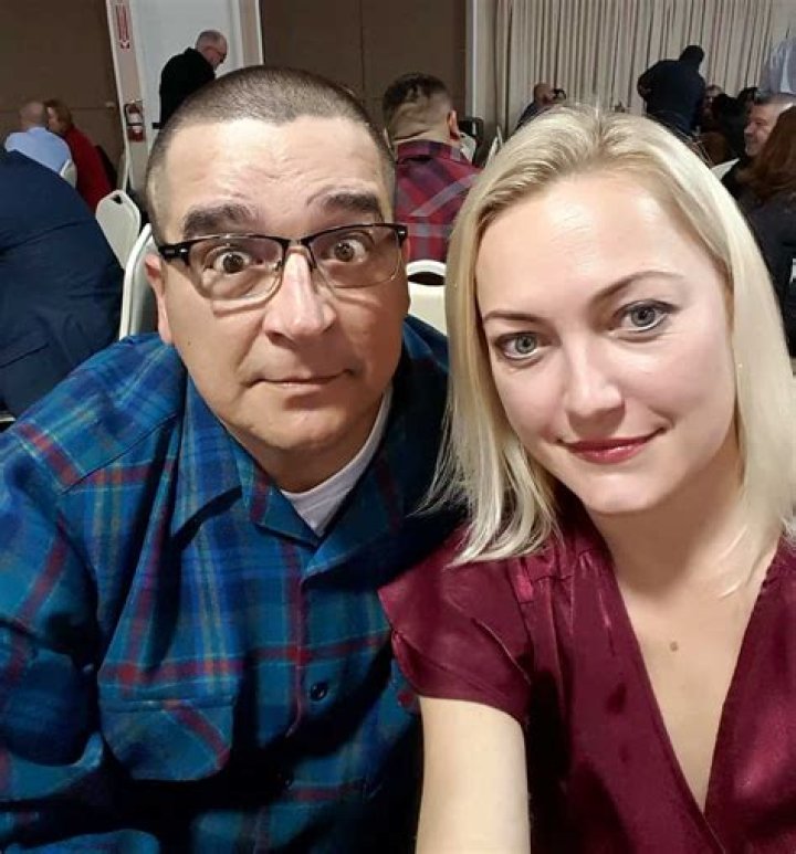 Who Is Dave Hester's Wife?