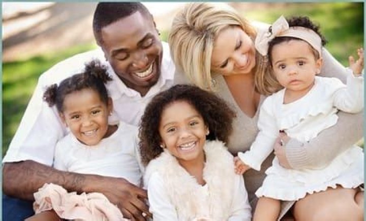 Dontrelle Willis' Wife, Natalee Vitagliano Is A Mother Of Four Children ·