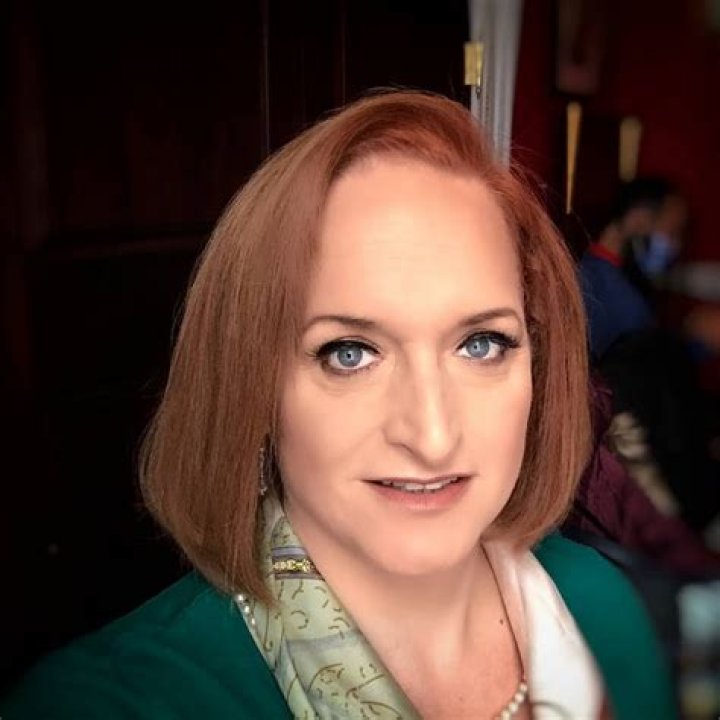 Dr. Lynette Nusbacher & Melanie Bright's Married Life After Gender Surgical Procedure! Are They Stil ·