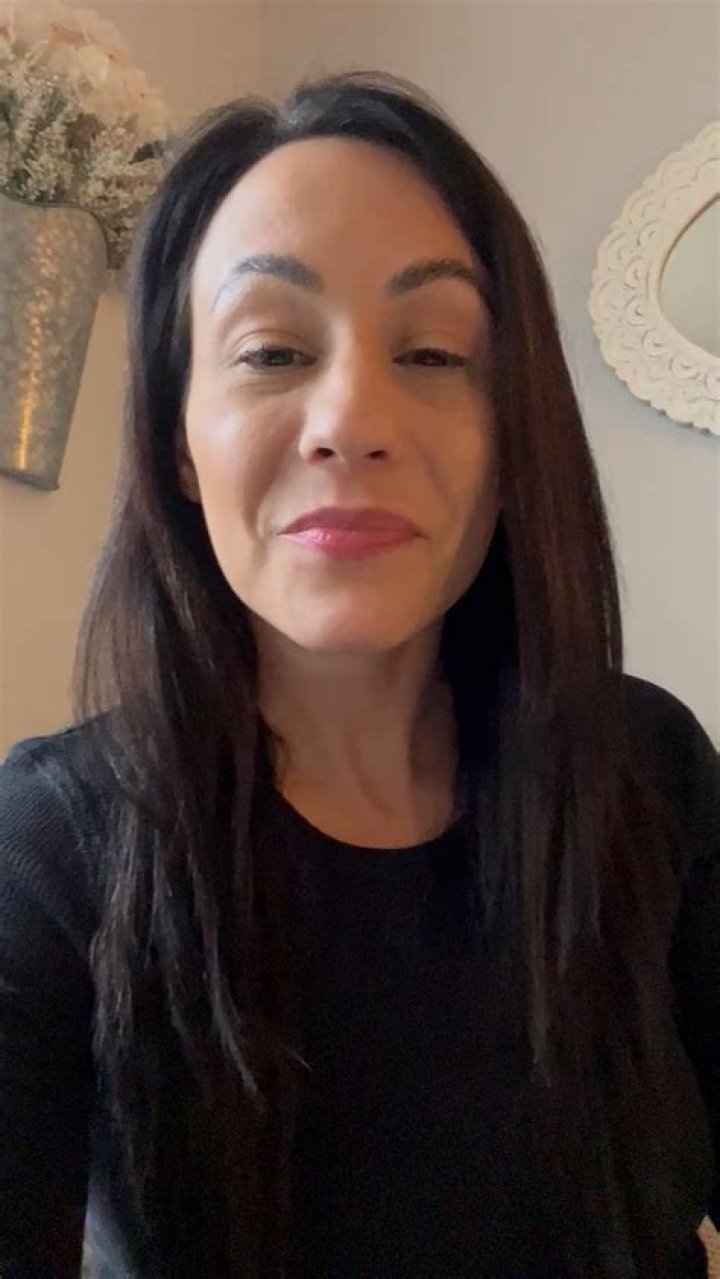 Sensational Artistry: Elise Pugliese's Noteworthy Creations