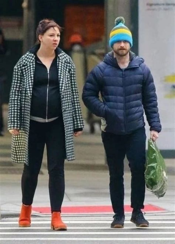 Unveiling The Enigmatic Silhouette: Erin Darke's Height Explored