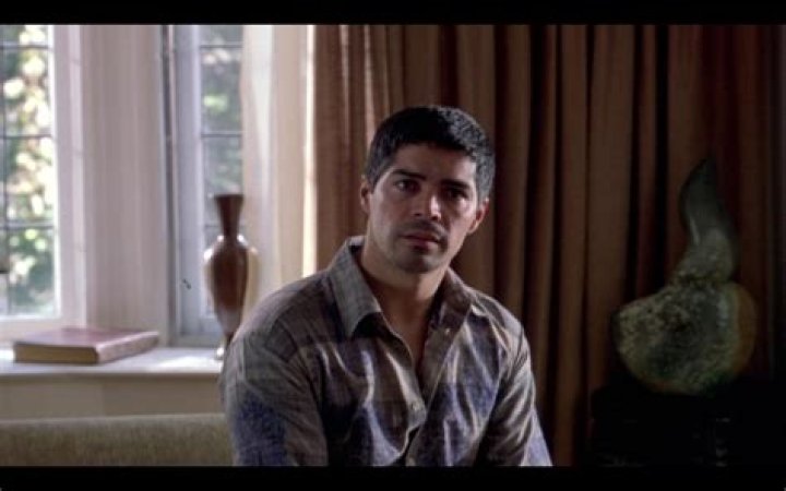 Introducing Esai Morales In "Paid In Full": A Cinematic Masterpiece