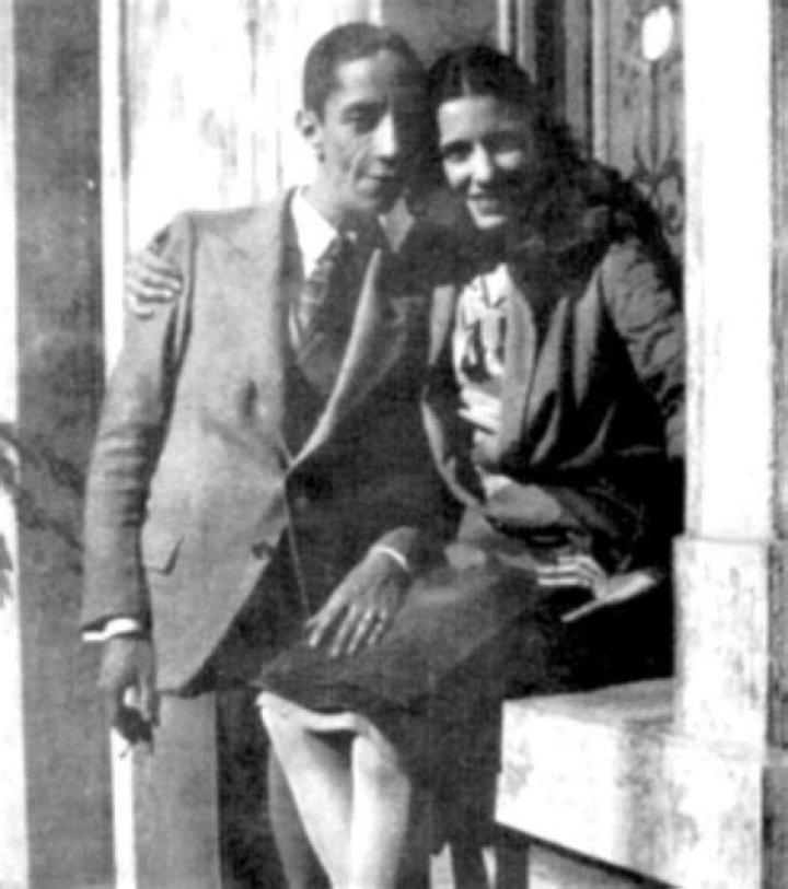 Uncover The Brilliance Of Esther Rivas Elorriaga