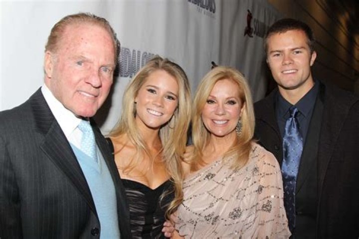 The Legendary Love Story Of Frank Gifford And Joanne Carson