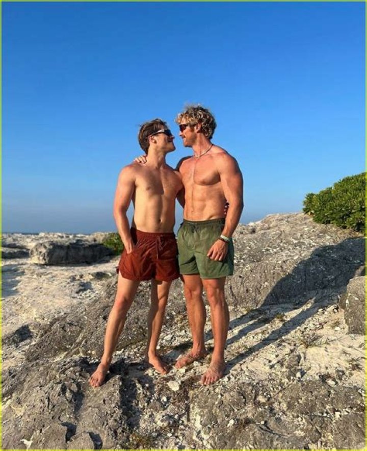 Froy Gutierrez Net Worth, Earnings, Dating, Gay, Facts, Wiki-Bio