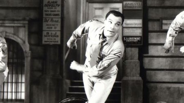 Gene Kelly's Height: A Surprising Fact