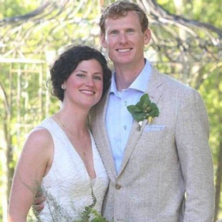 Grayson Goldsmith, Salvage Dawgs Actress, Net Worth, Wedding, Baby ·