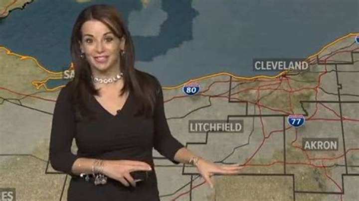 Hollie Strano, 46, Ends Marriage