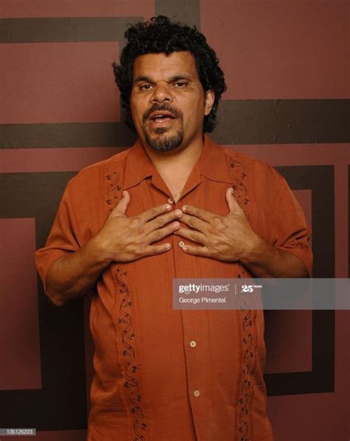 How rich is the famous badass actor Luis Guzman? Wife, Children