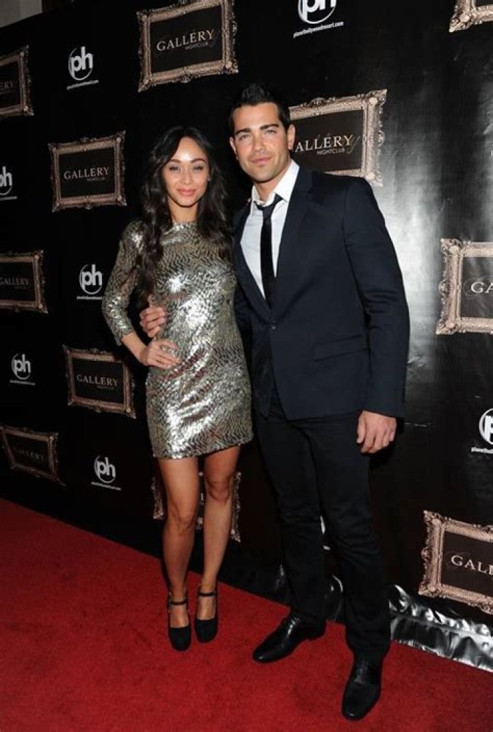 Is Jesse Metcalfe Finally Off The Market?
