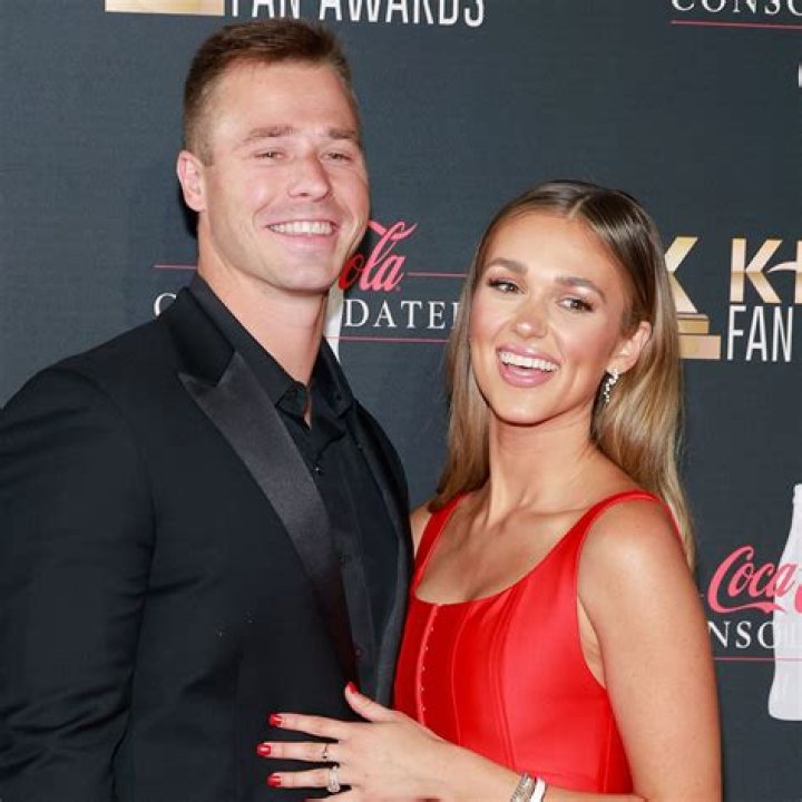 Jael Roberson Net Worth, Income, Salary, Earnings, Biography