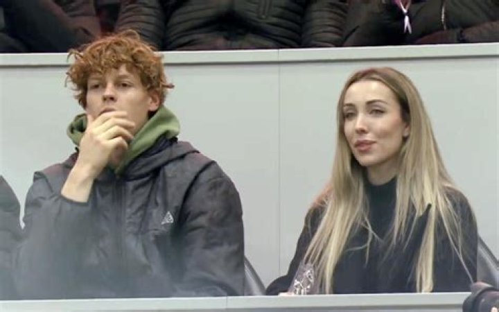 Uncover The Story Behind Jannik Sinner's Enigmatic Girlfriend