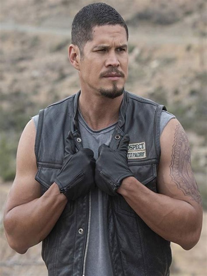 The Epitome Of JD Pardo's Performance In Mayans M.C.