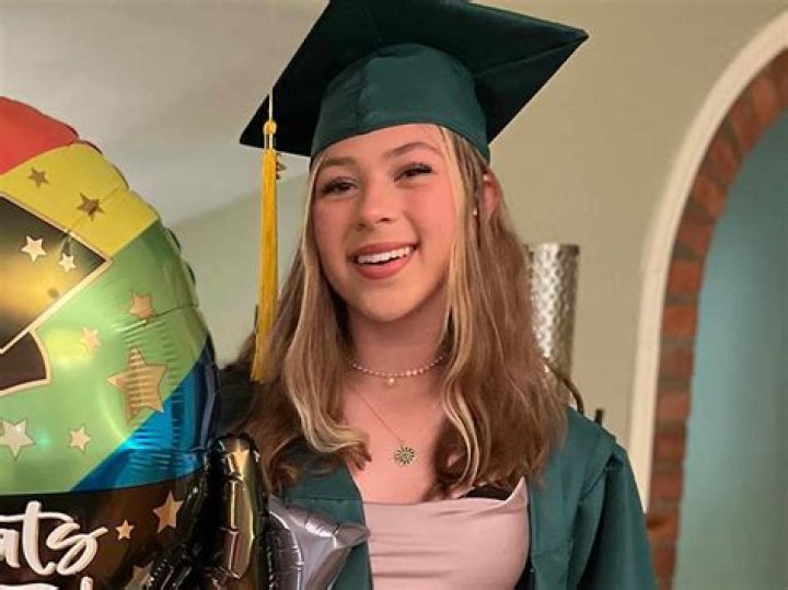 Unveiling Jodie Sweetin's Musical Journey: A Voice To Adore