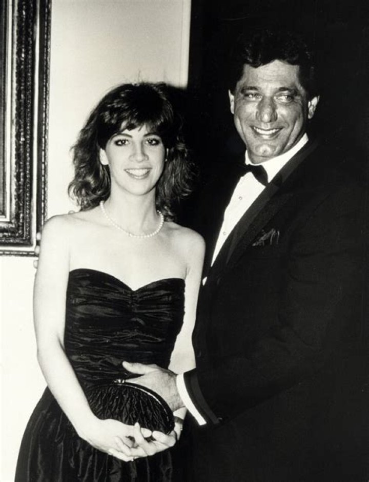 Joe Namath’s ex-wife Deborah Mays Biography: Net Worth, Age, Movies, Children, Height, Family