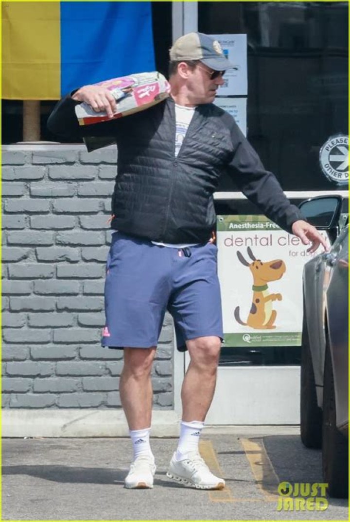 Jon Hamm's Weight Gain: A Comprehensive Analysis