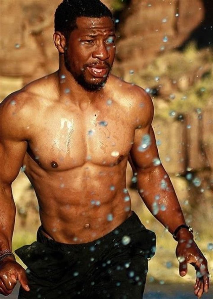 All About Jonathan Majors: Uncovering His Towering Stature