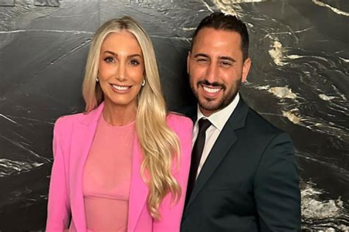 Josh Altman Wiki-Bio, Age, Height, Wife, Kids, Net Worth, Books and more.