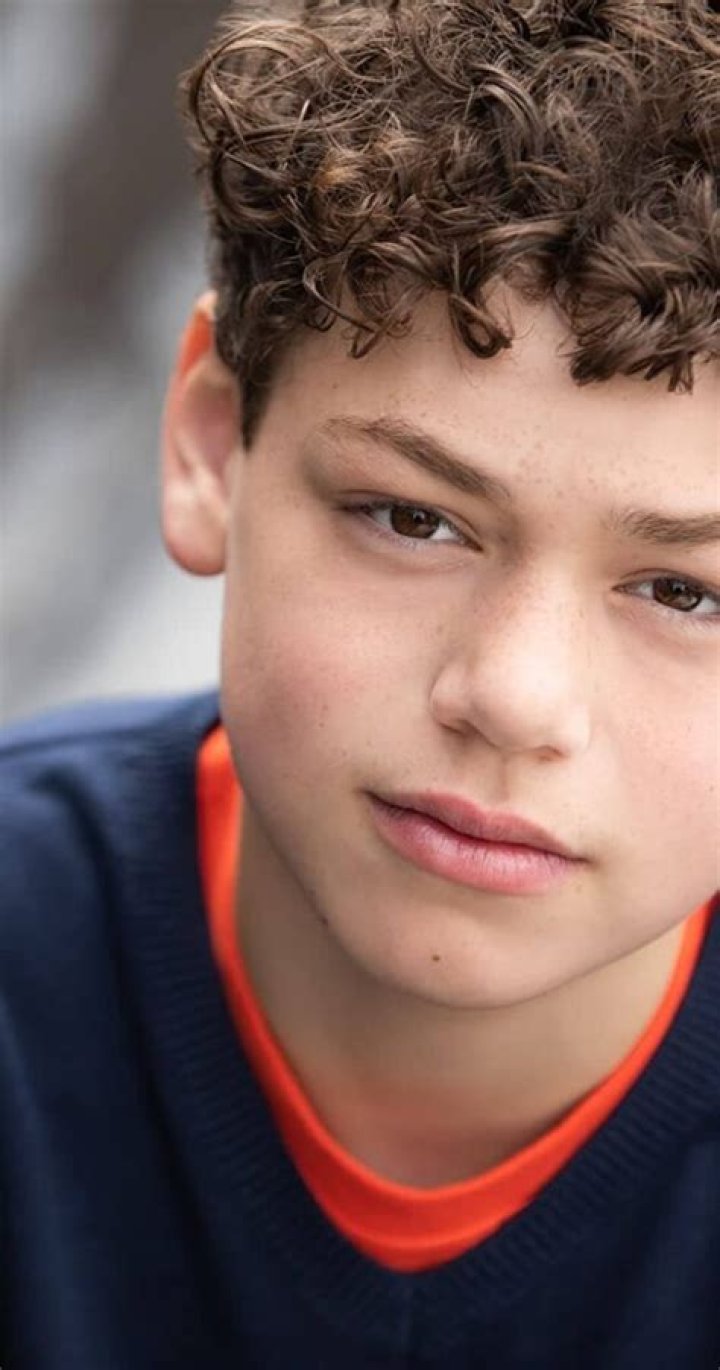 Julian Lerner Bio: Wikipedia, Age, Parents, Height, Movies, Net Worth
