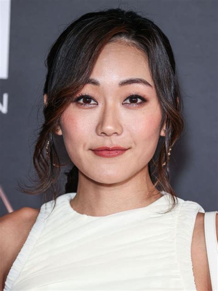 Karen Fukuhara Height, Weight, Body Measurements, Bra Size, Shoe Size