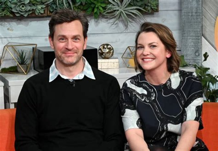 Larisa Oleynik's Dating, Married, Divorce, Net Worth, Facts, Wiki-Bio