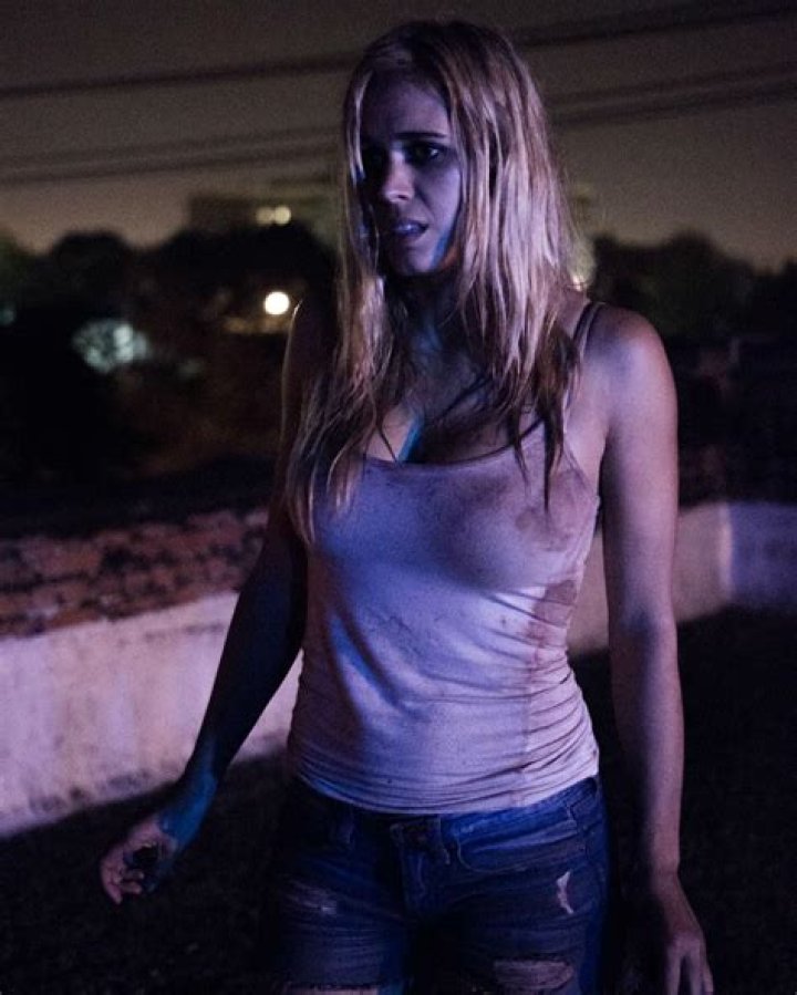 Exclusive: Leaked Videos And Photos Of Actress Lauren Compton Emerge Online