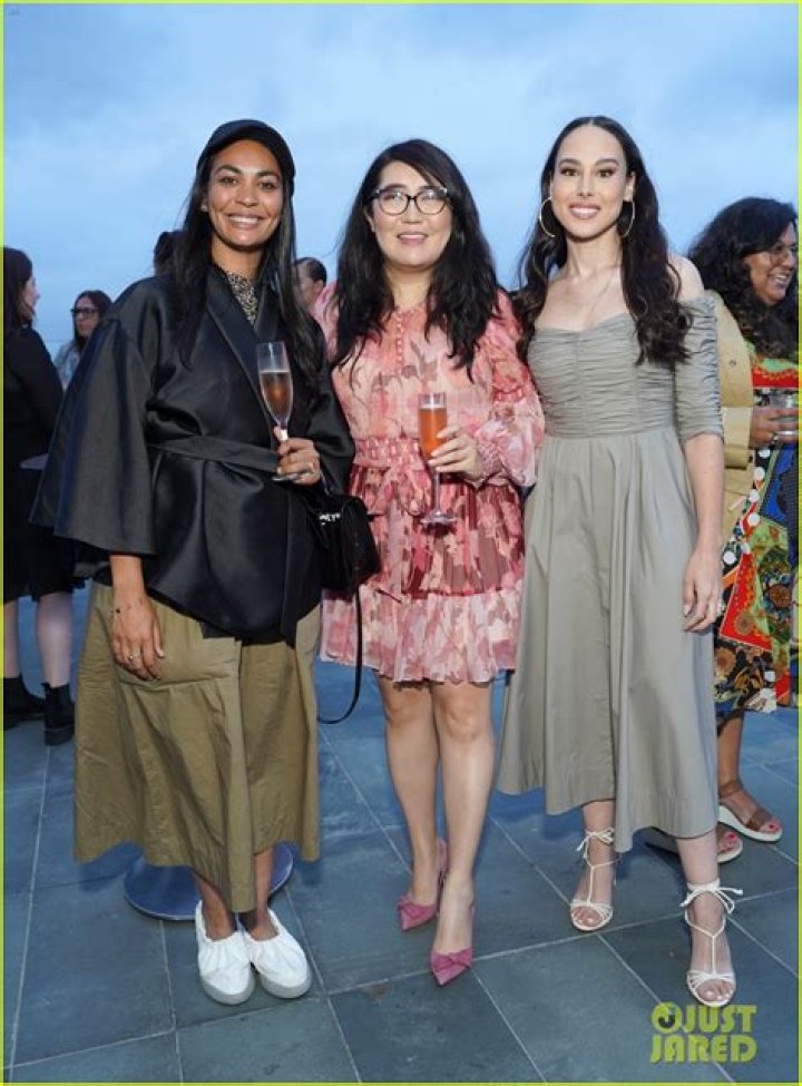 Lola Tung's Sister And The Secrets Within