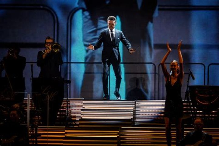 Luis Miguel's Net Worth, Age, And Weight: Unveiling The Enigma