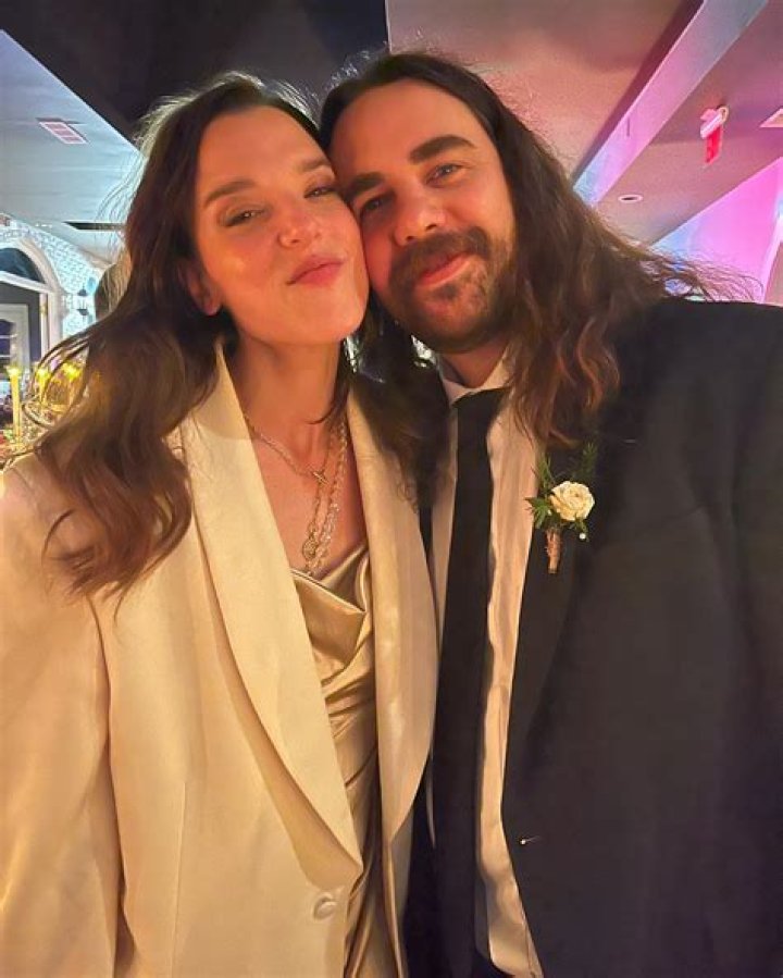 Lzzy Hale, Married, Dating, Boyfriend, Joe Hottinger, Band, Musical Career