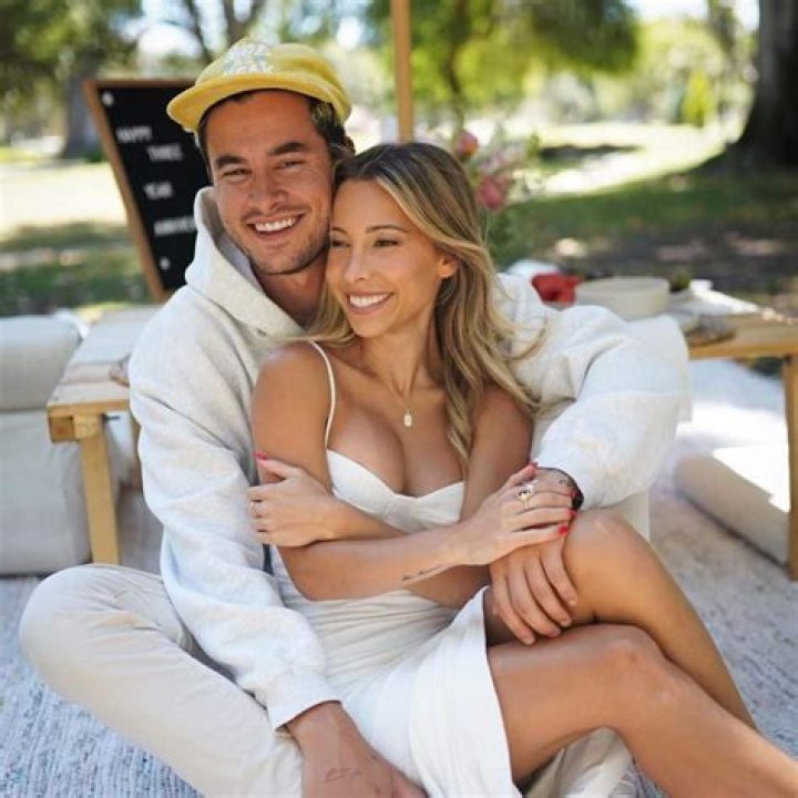 Uncover The Secrets Of Social Media Stardom: Meet Ayla Woodruff