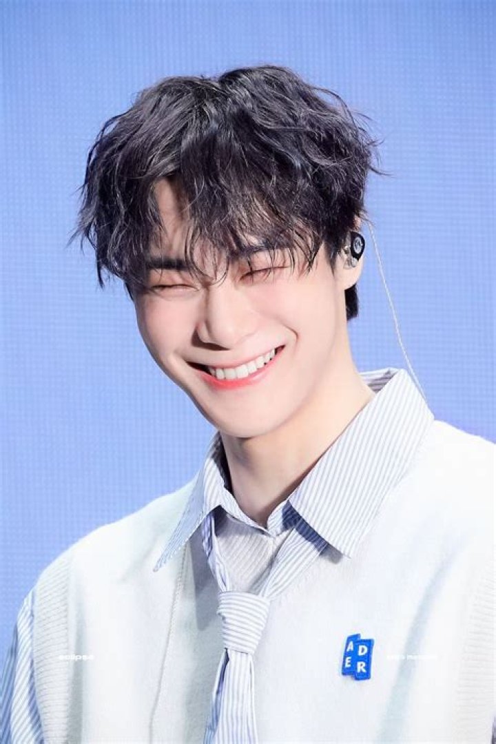 The Ultimate Guide To Moonbin: Profile, Discography, And More