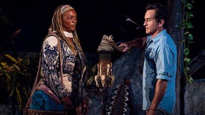 Jacket Drama & More Hollywood Life