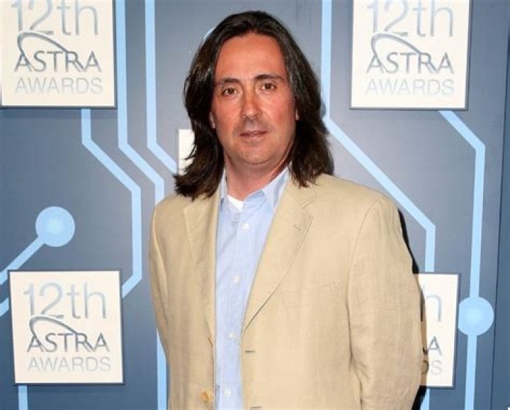 Unraveling Neil Oliver's Health: An Insight Into His Illness