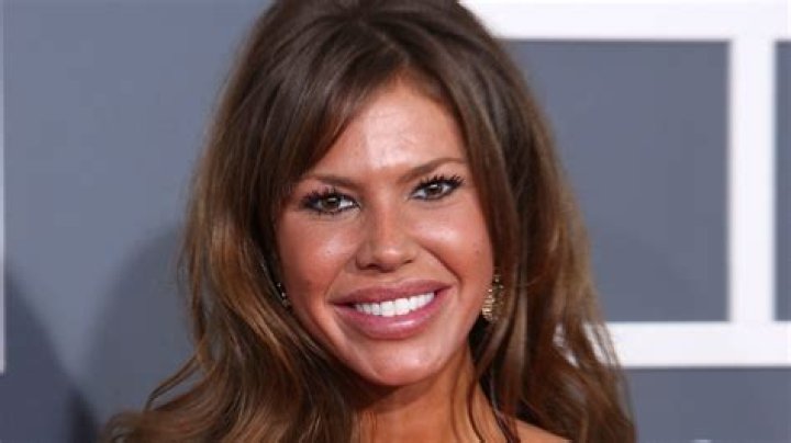 Exploring Nikki Cox's Breasts With New Discoveries