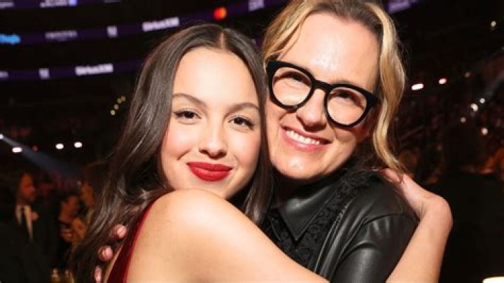 Olivia Rodrigo And Her Mother's Bond: A Close Look At Their Relationship