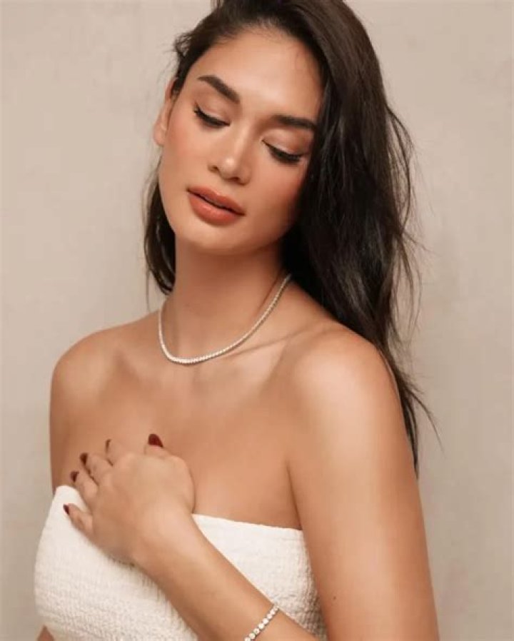 Pia Wurtzbach Height, Weight, Measurements, Bra Size, Shoe Size