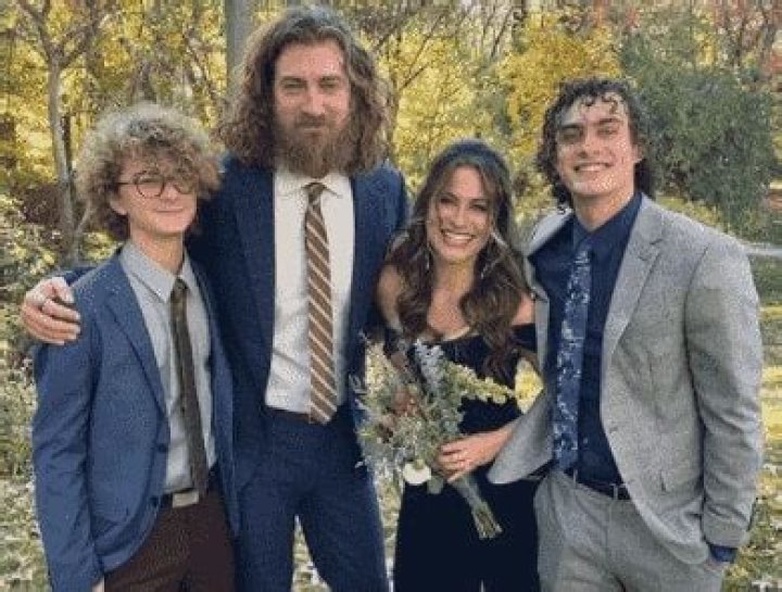 Essential Guide To Rhett McLaughlin's Children: Meet His Kids