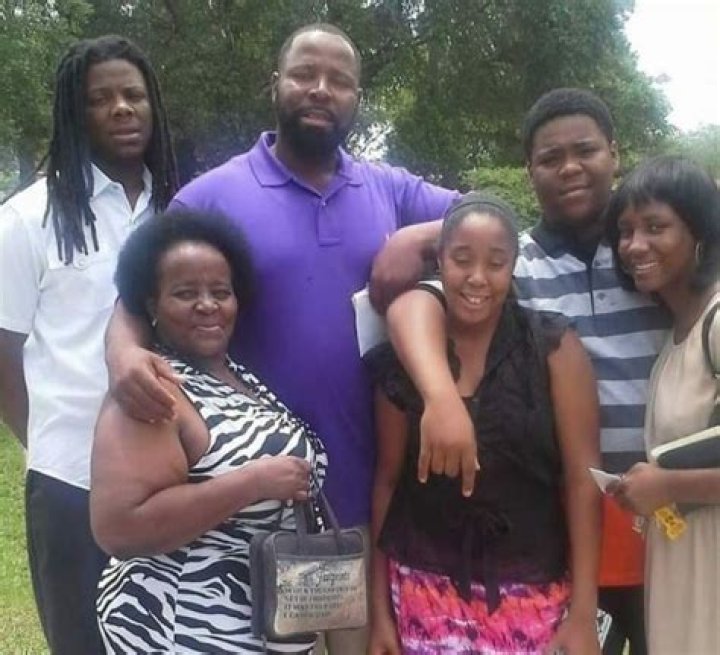 The Bond Between Rod Wave And His Siblings