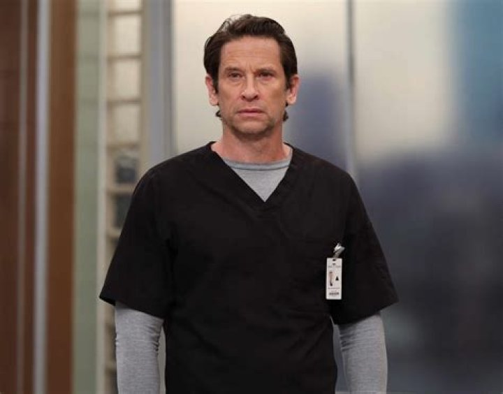Roger Howarth Age, Wiki, Biography, Net Worth, Wife, General Hospital